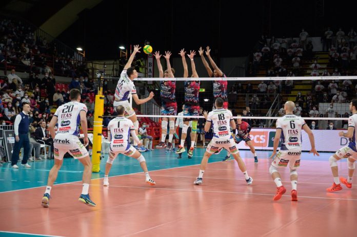 La Sir si tuffa sulla Champions