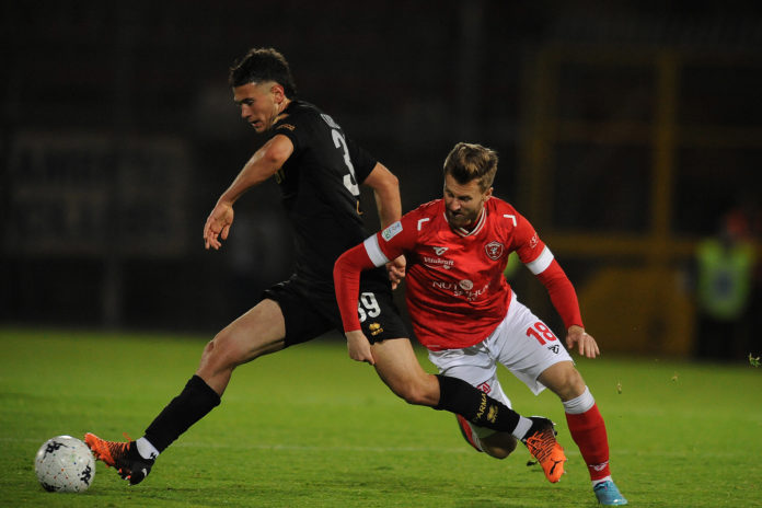 Con Santoro e Matos acciaccati, Alvini potrebbe scegliere un attacco con il trequartista romano a supporto dell'ex Chievo