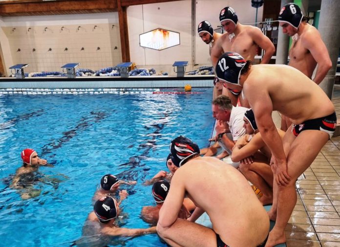 Gara 2 va all'Acquatica Torino, ora tutto si decide nella piscina di Firenze. L'under 16 si ferma alle semifinali nazionali