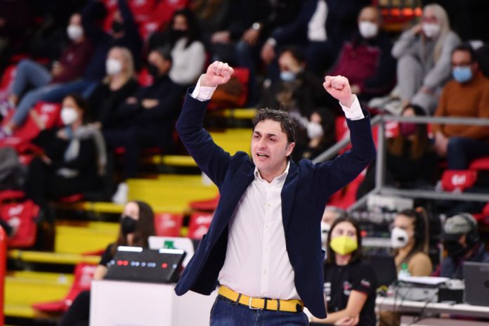 Il club perugino sceglie l'ex tecnico della Delta Trentino come dopo-Cristofani