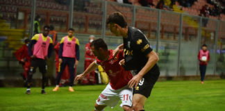 I ducali, che hanno ben impressionato all'esordio, arrivano col dubbio portiere. Grifo mai k.o. in B con gli emiliani, dirige Serra di Torino