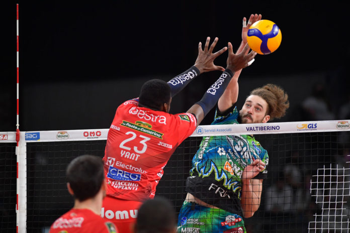 Perugia incostante e poco incisiva, Civitanova ne approfitta ed espugna il Palabarton. Testa a mercoledì