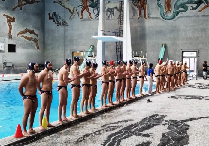 I perugini trovano il pari nel finale nella piscina del Foro Italico (7-7). Ora sfida alla capolista Chiavari