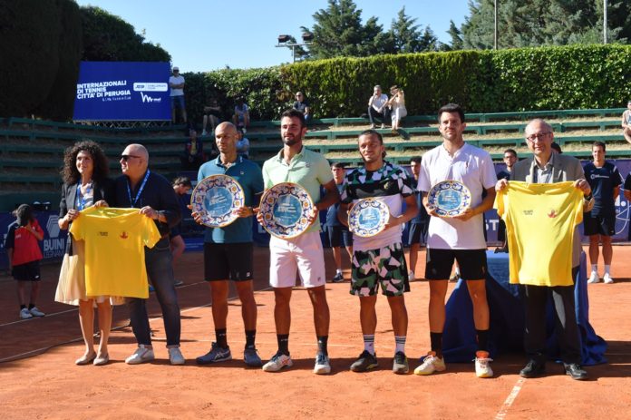 L'argentino batte Marterer, lo spagnolo ok su Darderi. Il duo francese trionfa su Bortolotti e Gornes