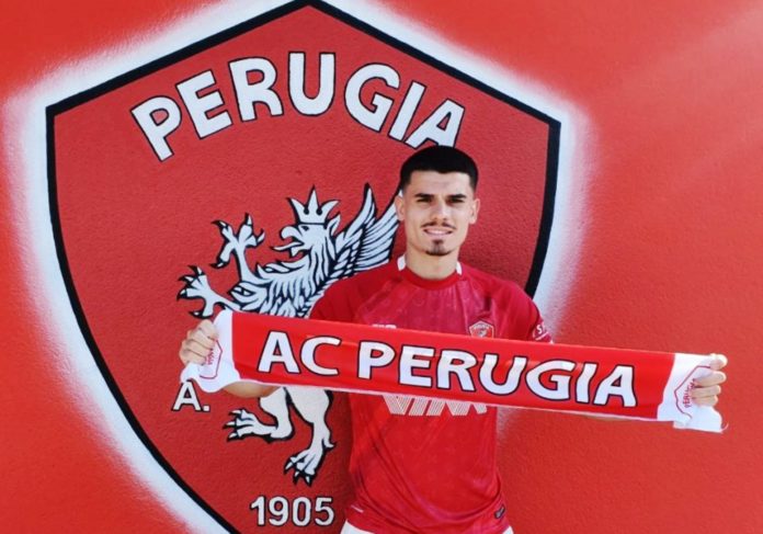 Trasferimento a titolo definitivo e contratto triennale per l'attaccante classe 2001