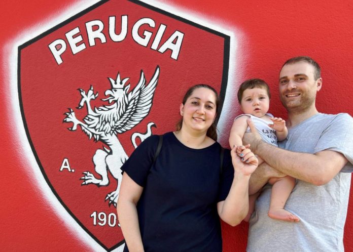 Lorenzo Bisdomini, bimbo di appena 9 mesi, ha sottoscritto la tessera grazie a mamma Lucia e papà Andrea