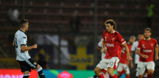 Luperini 'sprint', Sgarbi premiato in rappresentanza della difesa