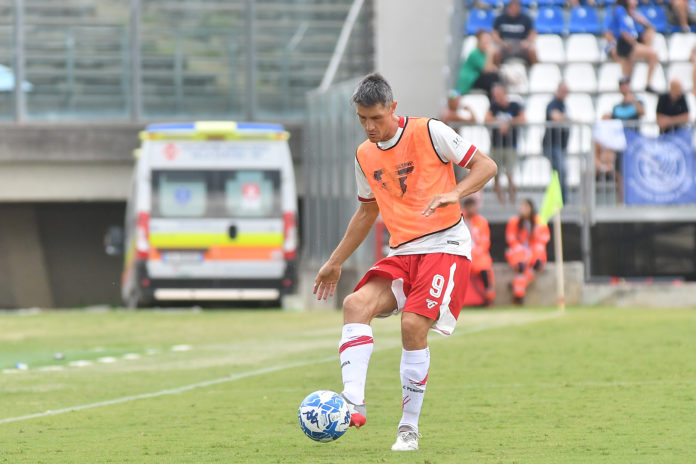 o di attendere gli ultimissimi giorni di mercato.  