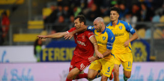 Strizzolo sostituisce l'indisponibile Olivieri, per il resto in campo gli stessi grifoni visti col Genoa 