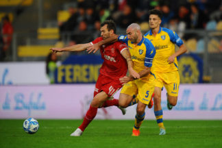 Strizzolo sostituisce l'indisponibile Olivieri, per il resto in campo gli stessi grifoni visti col Genoa 