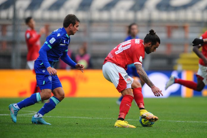 Casasola, Paz e Kouan squalificati per l'infrasettimanale col Como