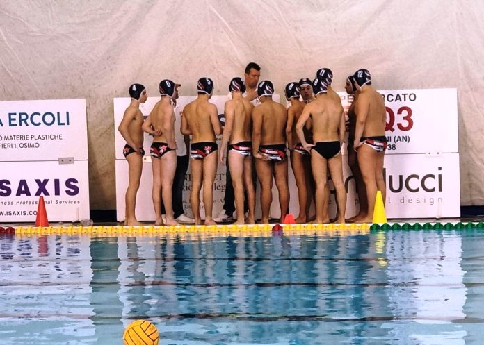 I ragazzi di Regni centrano la qualificazione al campionato nazionale grazie al colpaccio in casa del Vela Ancona 