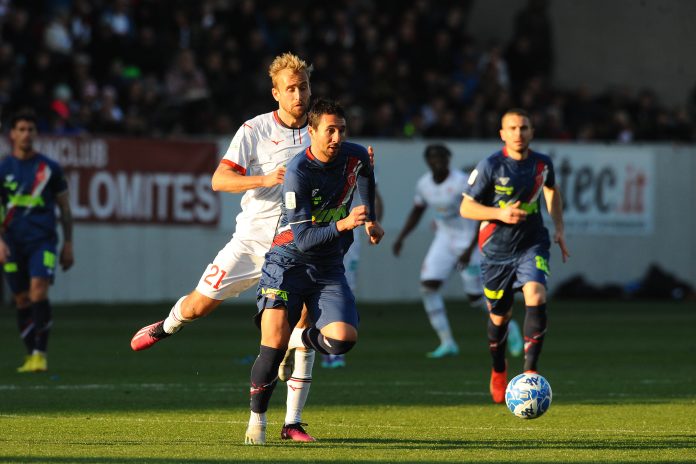 Il Perugia comincia a pensare al mercato. Per il modulo di Baldini mancano esterni e punte