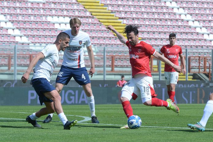 Terza gara consecutiva senza tiri nello specchio, ora la situazione è molto ingarbugliata. Ipotesi classifiche avulse: Grifo non messo bene