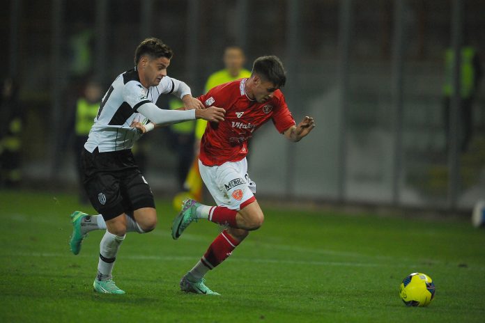 Formisano premiato con un triennale nonostante una media punti inferiore a quella di Baldini. Negli spareggi per la B servirà più di un miracolo 