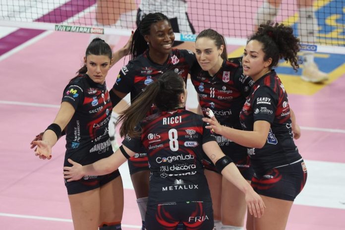 A Cremona con una vittoria è già A1, altrimenti bisognerà aspettare la partita di Busto