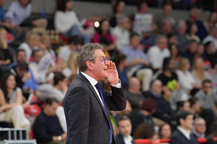 Il tecnico della Sir analizza la partenza dei suoi nella serie con Milano: 