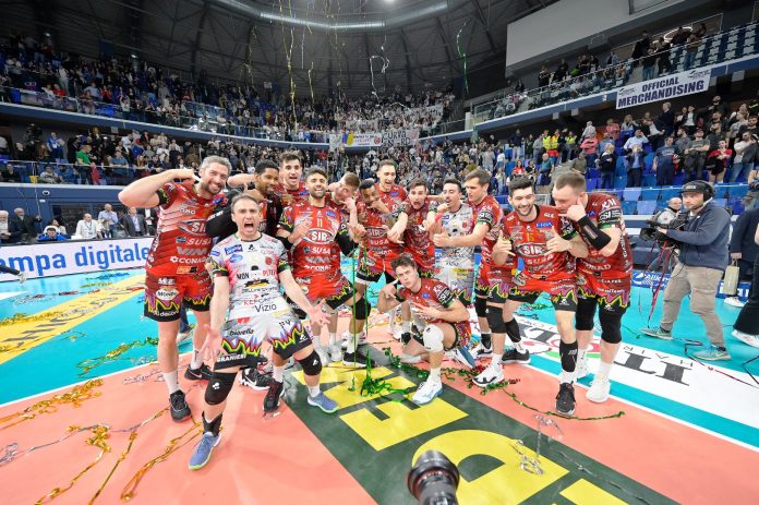 I Block Devils espugnano Milano per 1 a 3 e approdano all'atto conclusivo dei play-off. Trento e Monza vanno a gara 5