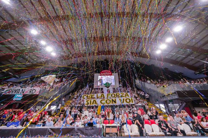 Palabarton al gran completo per gara 1. Sestetti 'tipo' sia per Perugia che per Monza