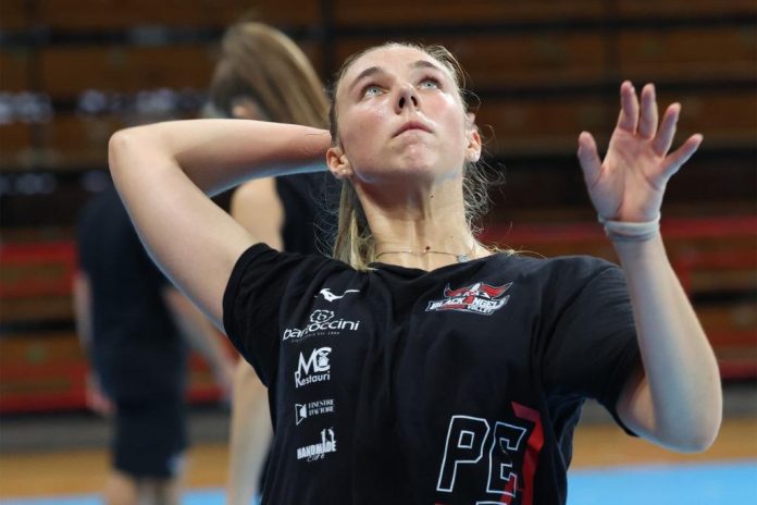 La schiacciatrice della Bartoccini MC Restauri Carolina Pecorari: 